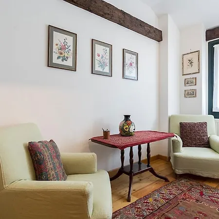 Casetta Alta Apartment Pavia di Udine